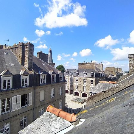 Apartamento Le Nid - Fougeres Centre Historique Exterior foto
